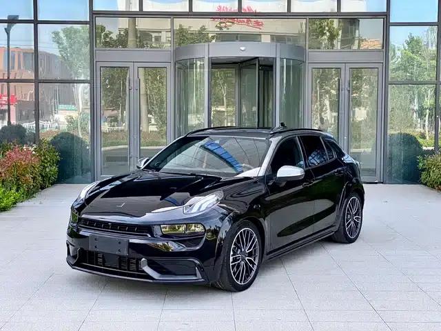 Lynk & Co 02 Hatchback 2021 2.0TD Halo Driving Package Edition