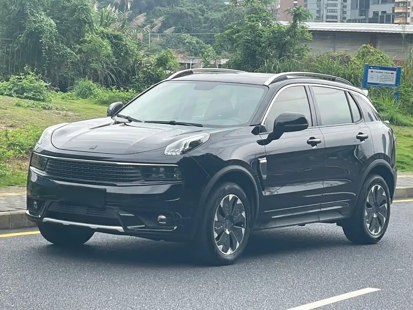 Lynk & Co 01 EM-P 2018 1.5T PHEV (National V Emission Standard) — миниатюра 1