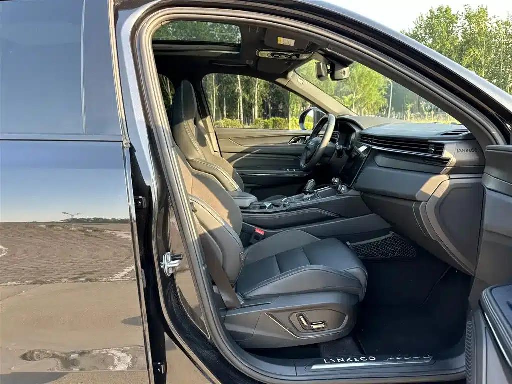 Lynk & Co 01 EM-P 2021 1.5TD PHEV Halo — миниатюра 15