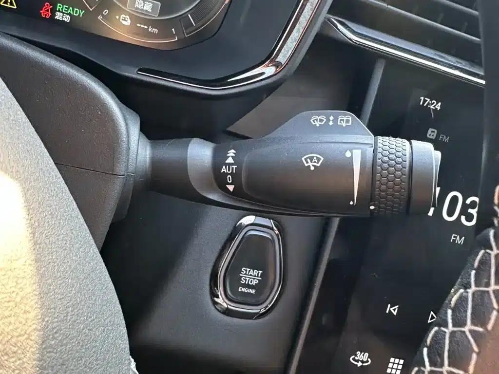 Lynk & Co 01 EM-P 2021 1.5TD PHEV Halo — миниатюра 24