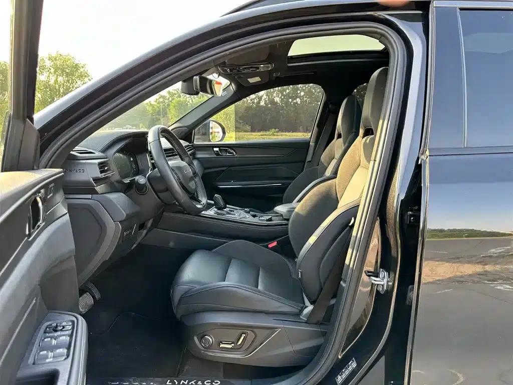 Lynk & Co 01 EM-P 2021 1.5TD PHEV Halo — миниатюра 8