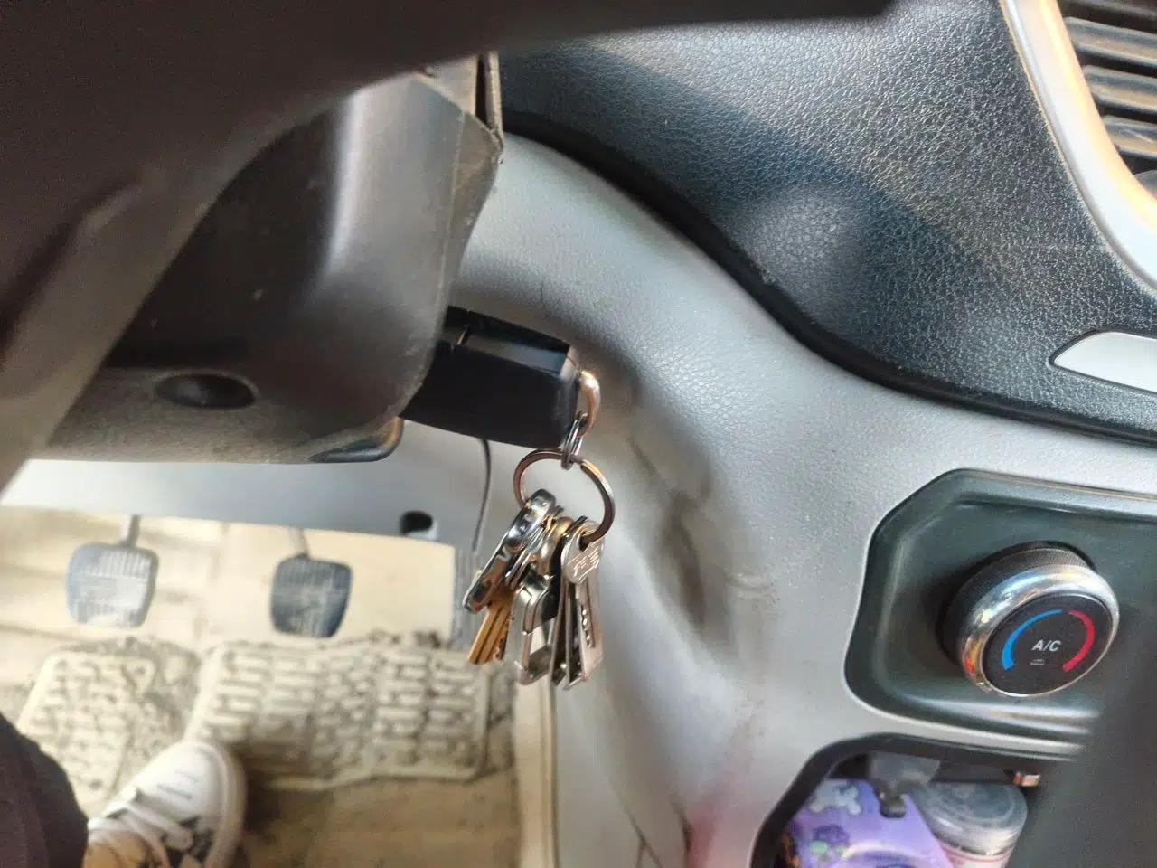 Dongfeng Shuaike 2016 1.5L Manual Comfort Model — миниатюра 9