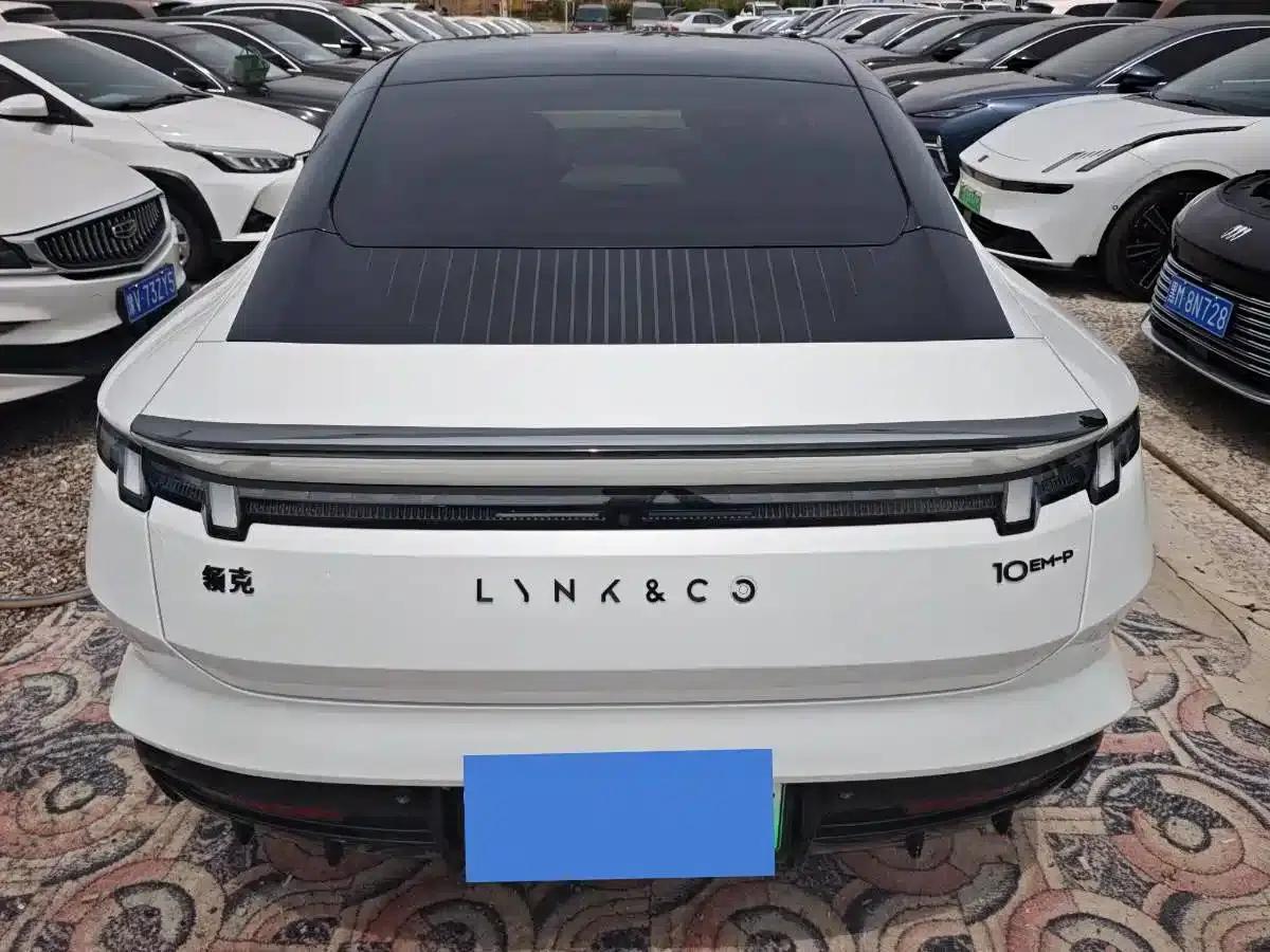 Lynk & Co 10 2025 240 AWD Ultra Sport Edition H7 — миниатюра 9