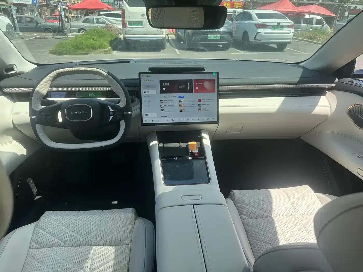 Lynk & Co 10 2025 Model 120 AWD Ultra — миниатюра 8