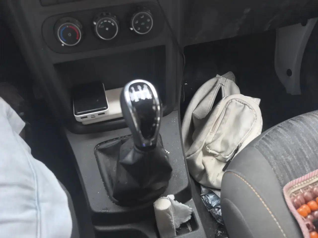 Dongfeng V5  — миниатюра 15