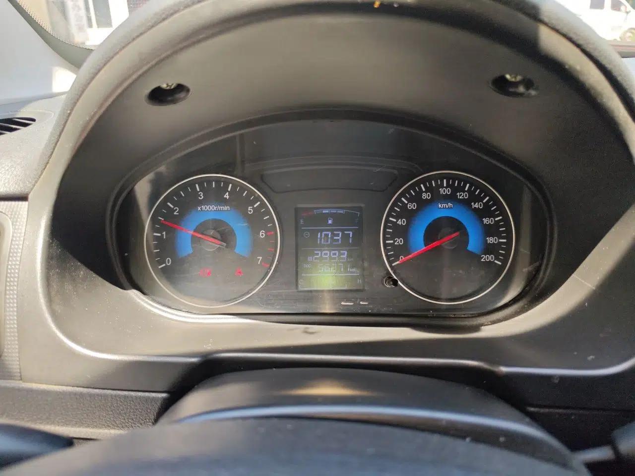 Dongfeng Fengon 330 2018 1.5L Manual Utility Version I DK15 — миниатюра 12