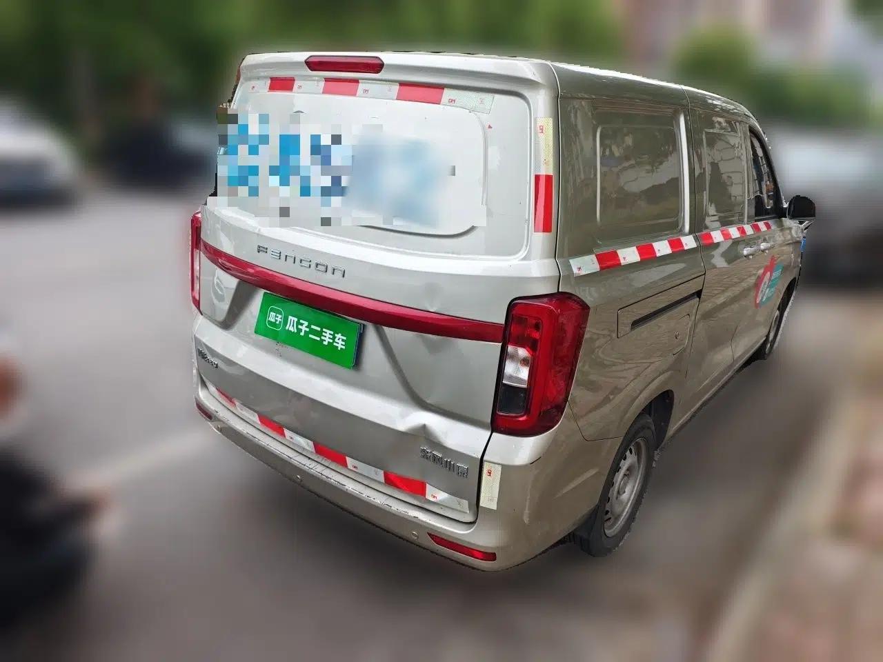 Dongfeng Fengon 380 2022 1.5L Standard Van 2 Seats — миниатюра 6