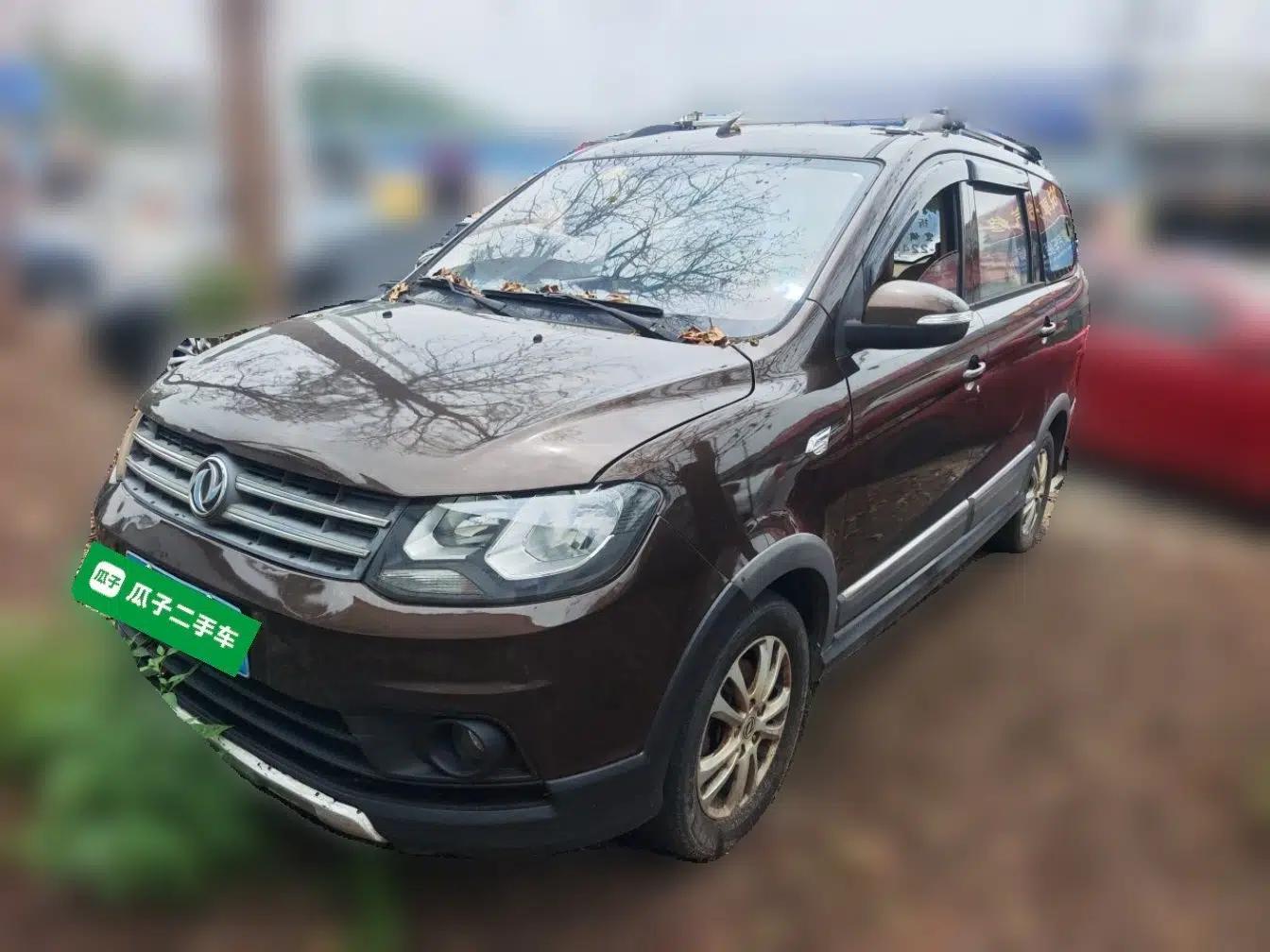 Dongfeng Fengon 360 2015 1.5L Manual Comfort II 7-Seater — миниатюра 1