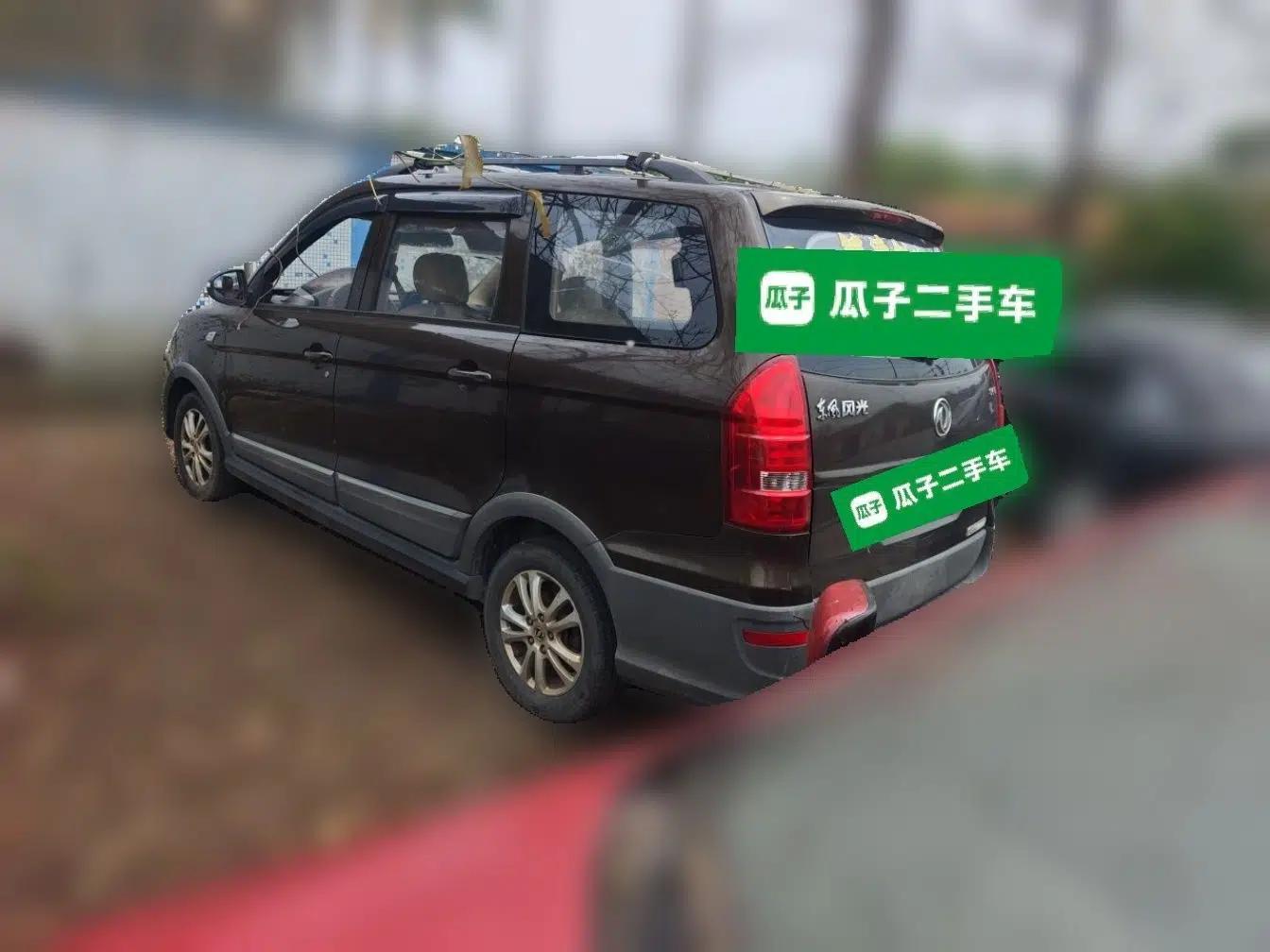 Dongfeng Fengon 360 2015 1.5L Manual Comfort II 7-Seater — миниатюра 4