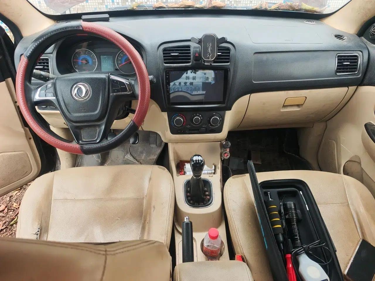 Dongfeng Fengon 360 2015 1.5L Manual Comfort II 7-Seater — миниатюра 10