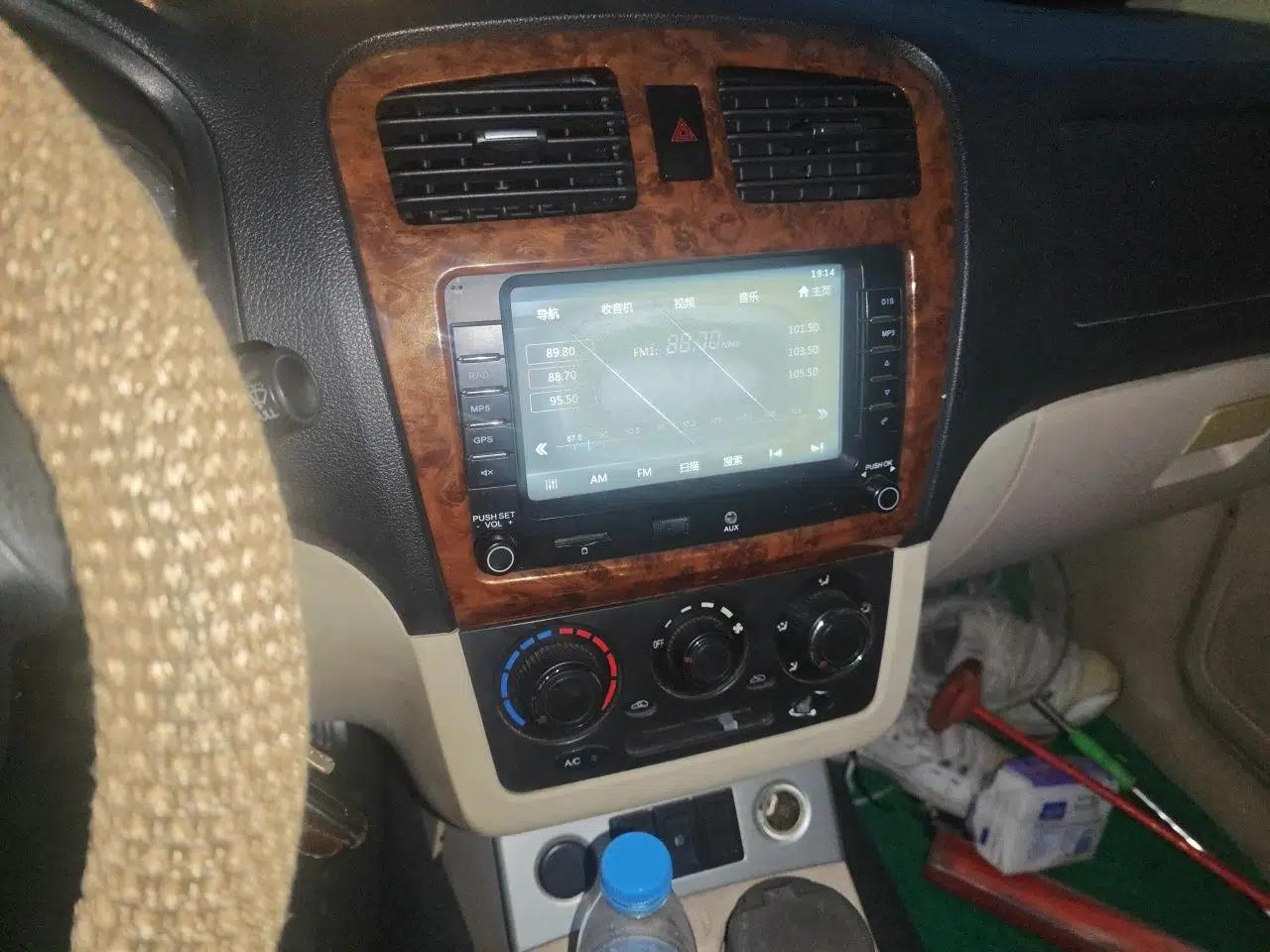 Dongfeng Fengon 350 2014 1.5L Manual Base Version — миниатюра 14