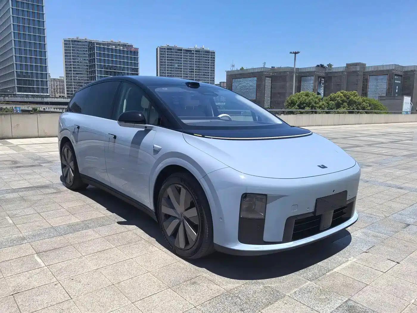 Li Auto i8 2025 Standard Edition — миниатюра 5