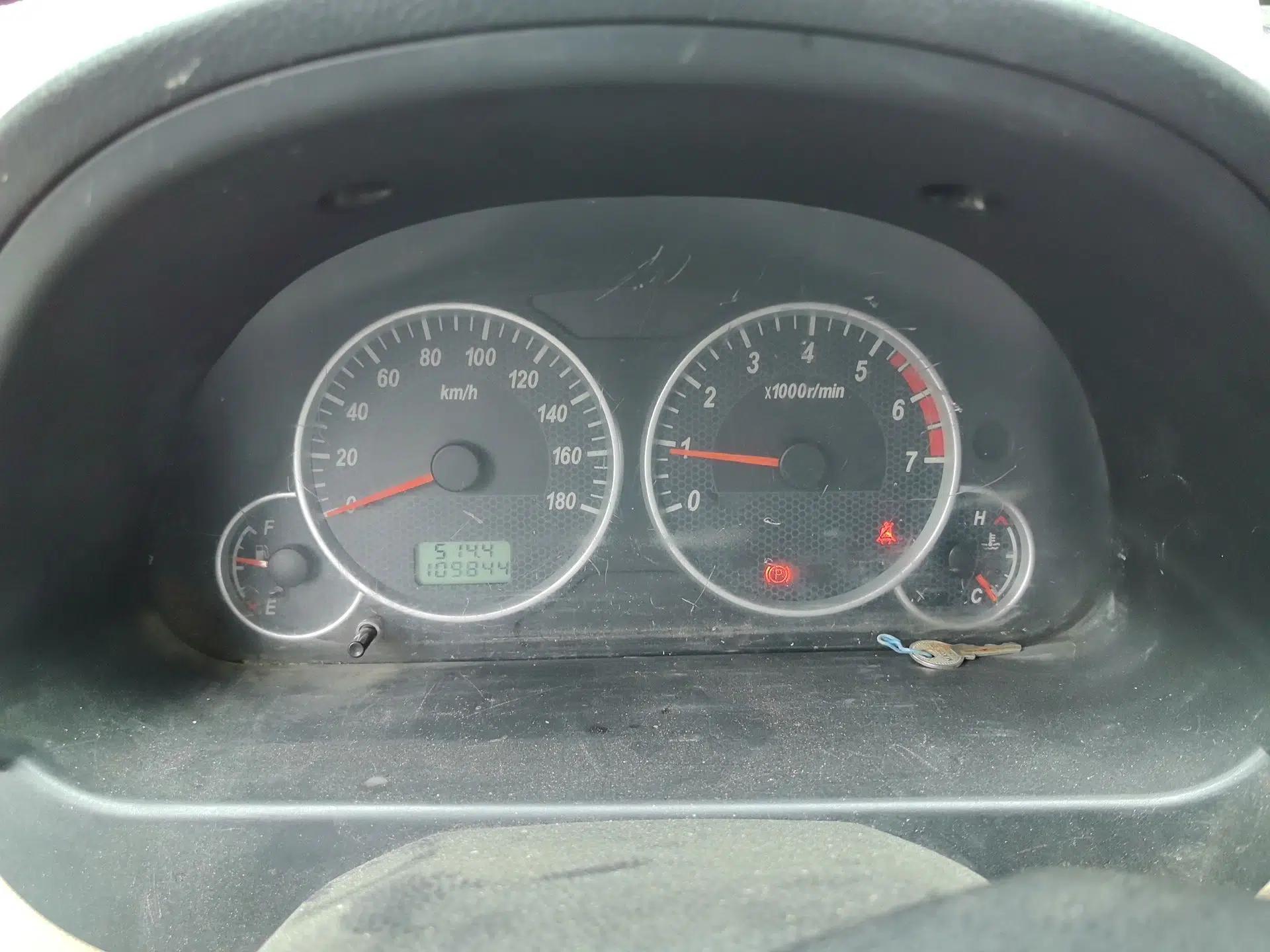 Dongfeng Xiaokang C37 2018 1.5L Premium II DK15 — миниатюра 12