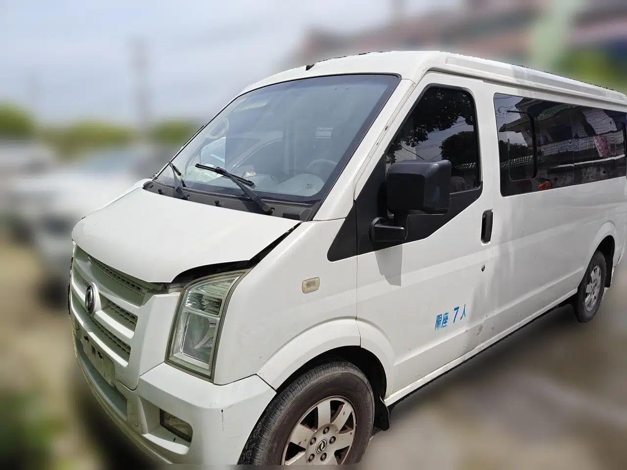 Dongfeng Xiaokang C37 2015 1.5L Standard II DK15-06 — миниатюра 1