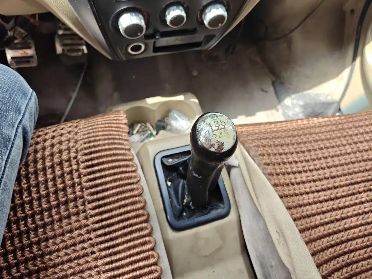 Dongfeng Xiaokang C37 2015 1.5L Standard II DK15-06 — миниатюра 15