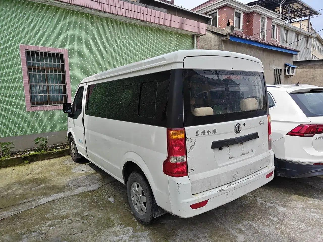Dongfeng Xiaokang C37 2015 1.5L Standard II DK15-06 — миниатюра 4