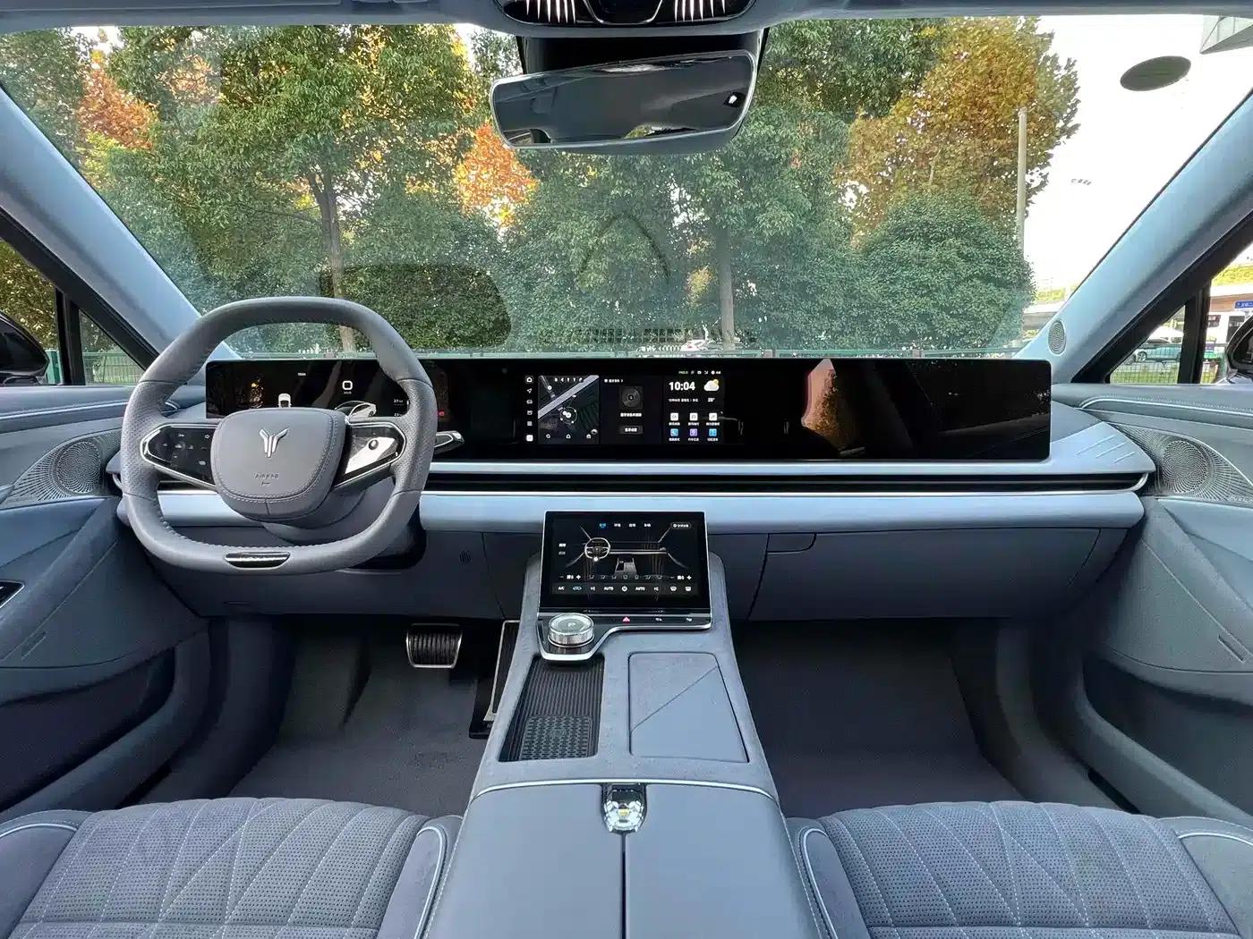 Voyah Chasing Light 2023 AWD Flagship Edition — миниатюра 5