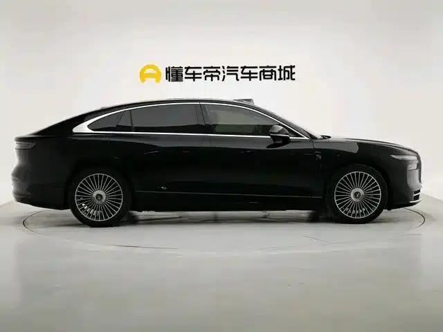 Voyah Chase Light L 2026 All-Wheel Drive Ultra — миниатюра 9