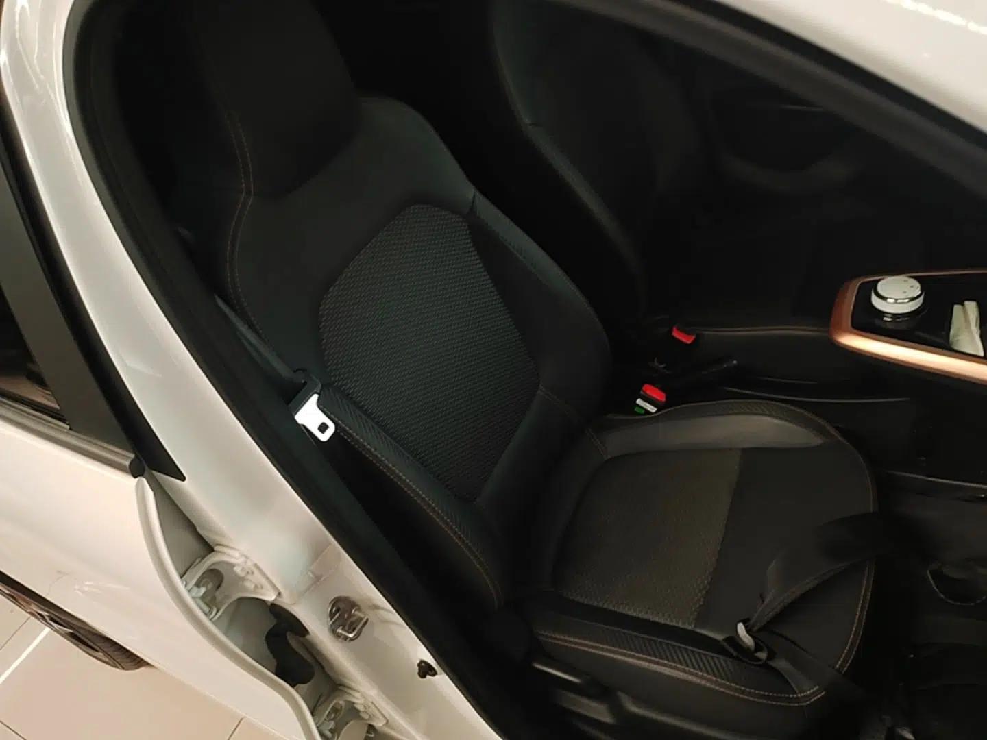 Dongfeng NAMMI BOX 2022 Revised Light Wind Edition 201 km Standard Version — миниатюра 23