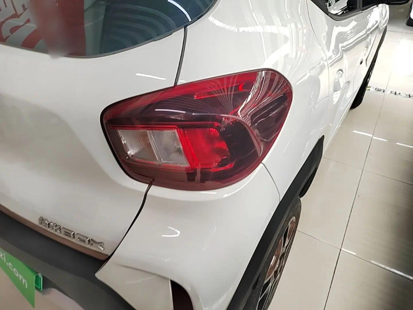 Dongfeng NAMMI BOX 2022 Revised Light Wind Edition 201 km Standard Version — миниатюра 7