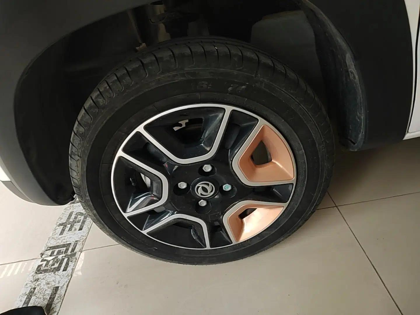 Dongfeng NAMMI BOX 2022 Revised Light Wind Edition 201 km Standard Version — миниатюра 8