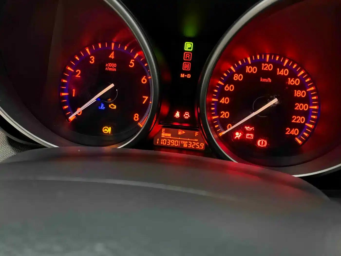 Mazda3 Axela 2013 Hatchback 1.6L Automatic Elite — миниатюра 18