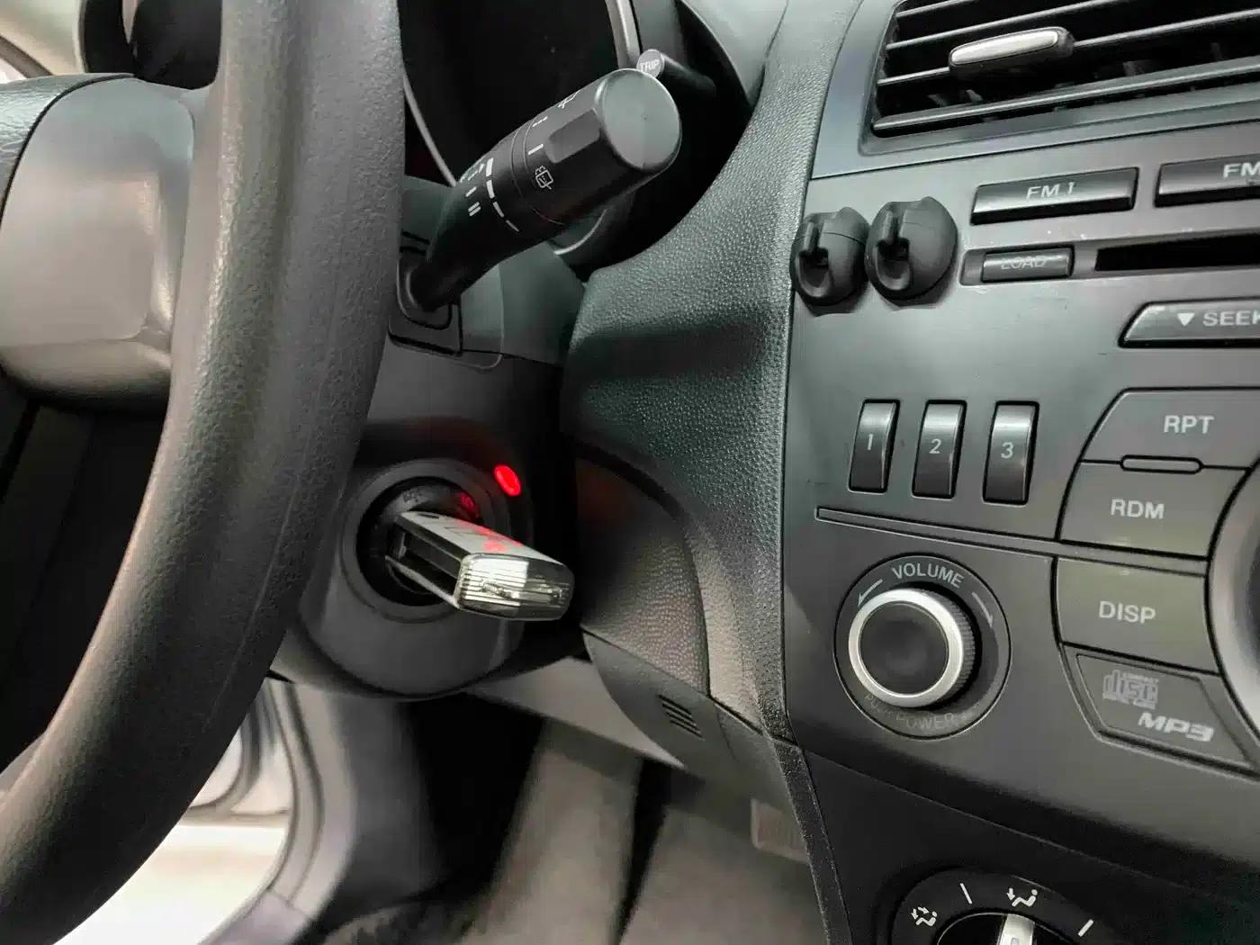 Mazda3 Axela 2013 Hatchback 1.6L Automatic Elite — миниатюра 22