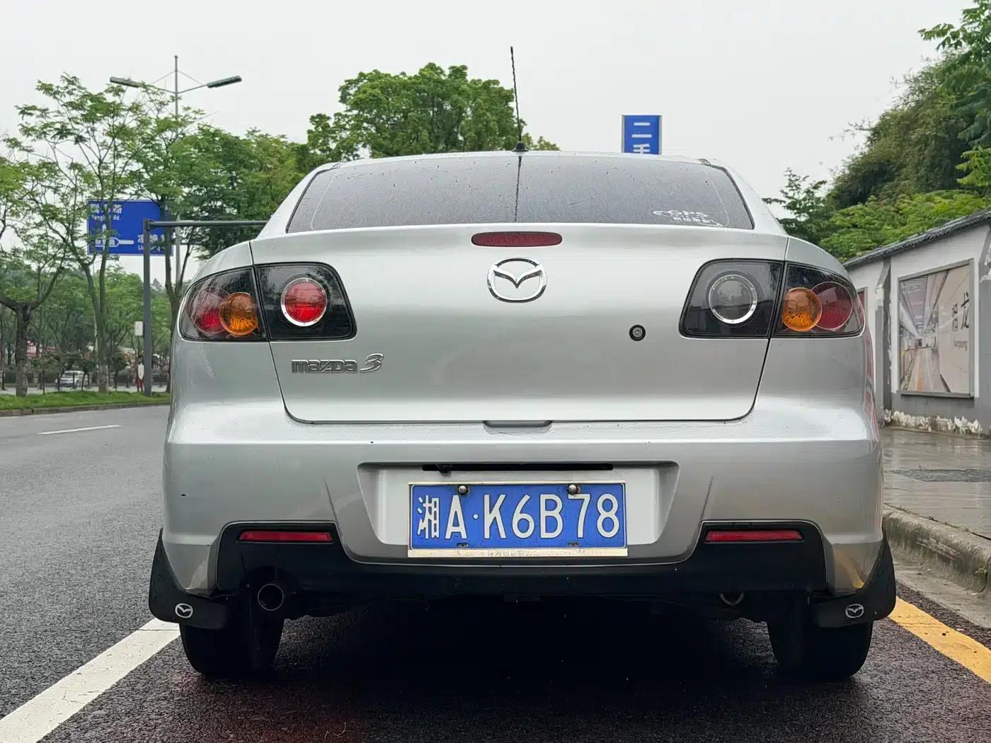 Mazda3 2012 1.6L Automatic Classic Special Offer — миниатюра 4