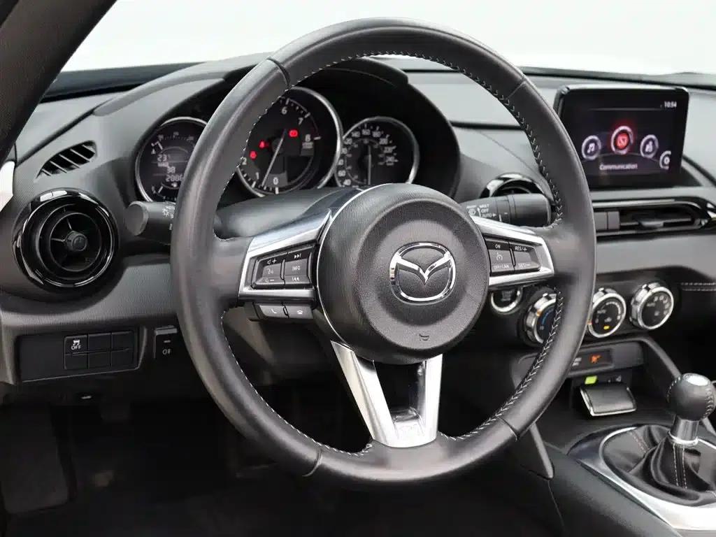 Mazda MX-5 2022 2.0L Manual — миниатюра 11