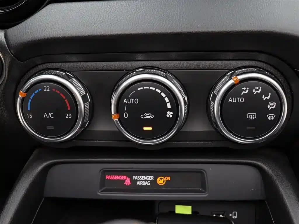 Mazda MX-5 2022 2.0L Manual — миниатюра 17