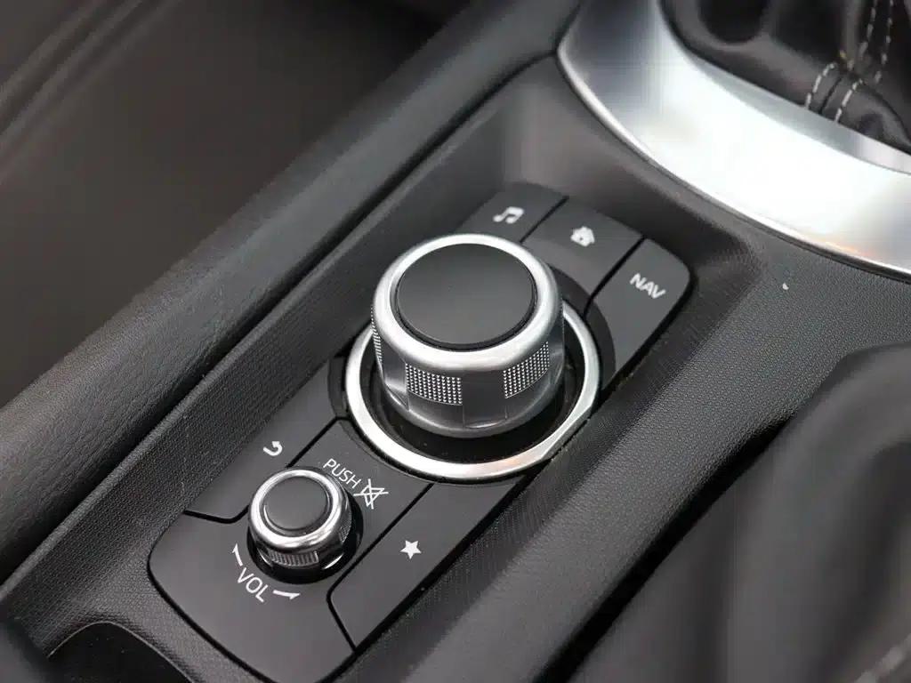 Mazda MX-5 2022 2.0L Manual — миниатюра 18