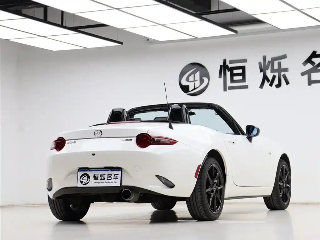 Mazda MX-5 2022 2.0L Manual — миниатюра 22