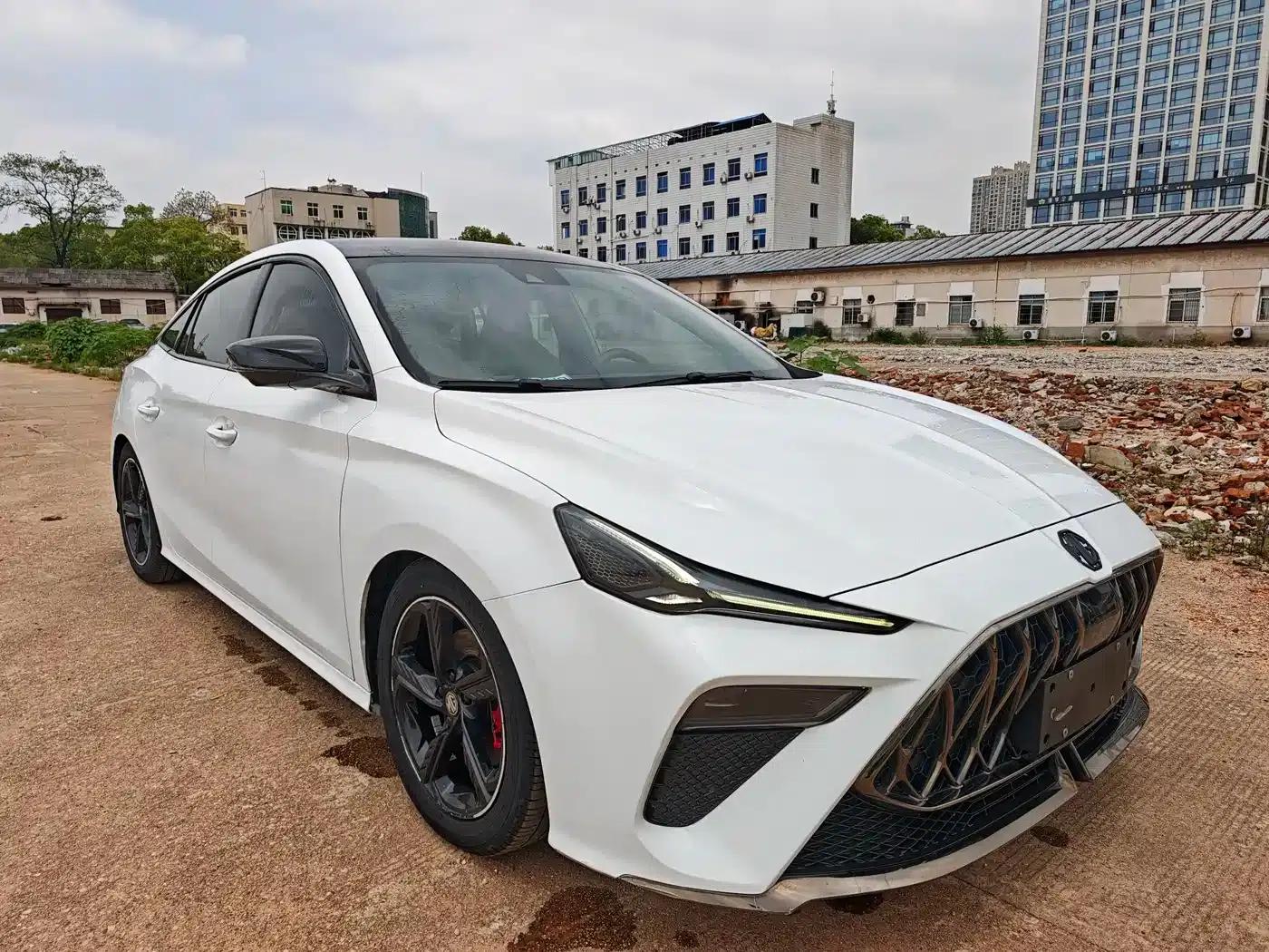 MG5 Scorpio 2022 1.5T Luxury Edition — миниатюра 3
