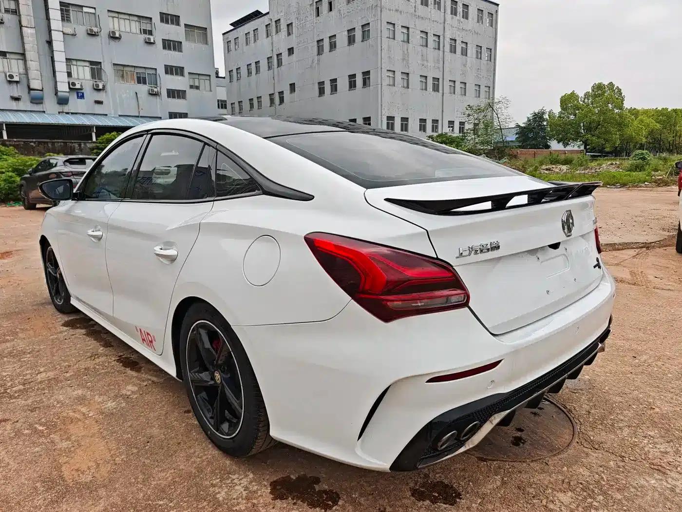 MG5 Scorpio 2022 1.5T Luxury Edition — миниатюра 7