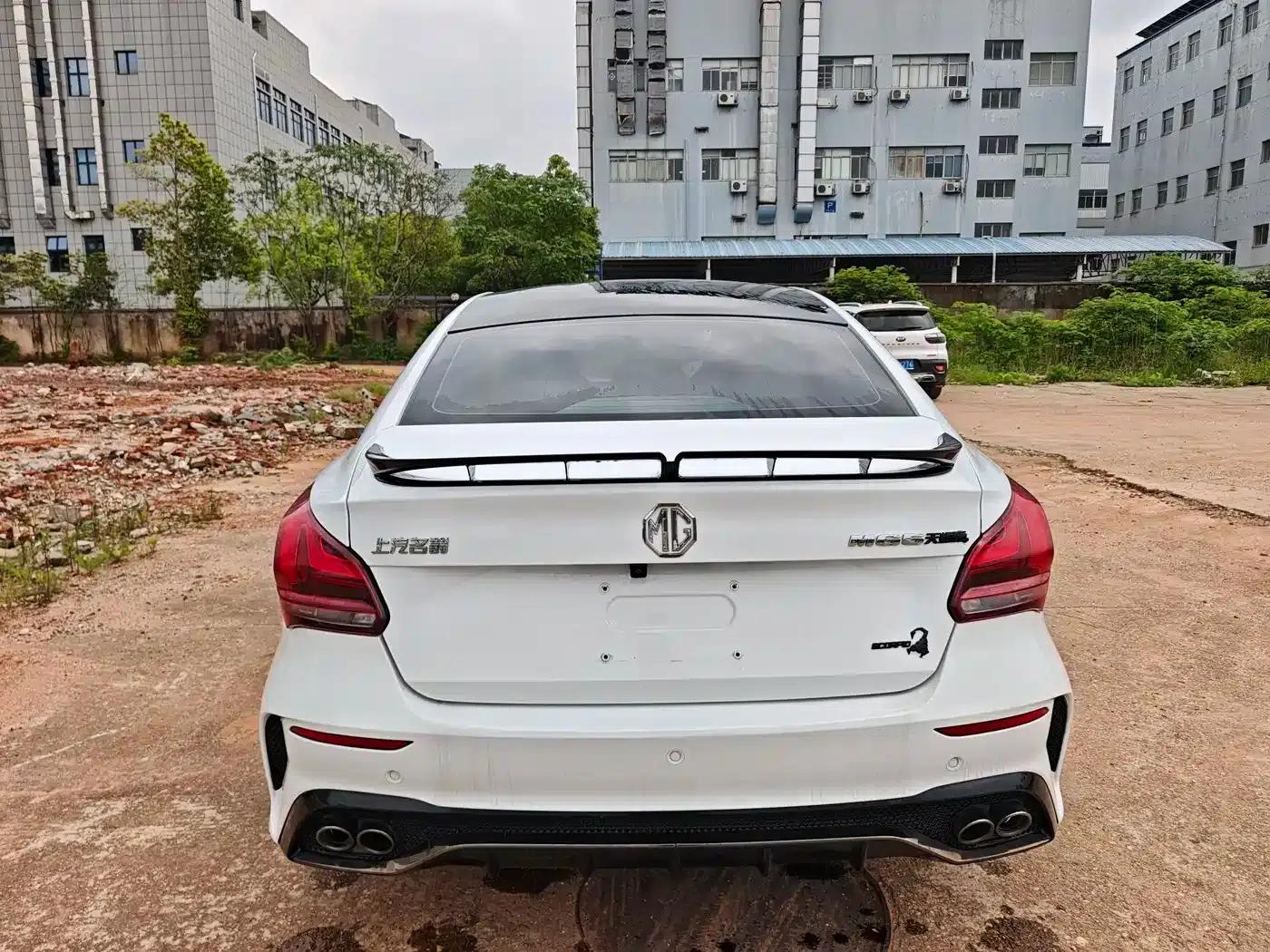 MG5 Scorpio 2022 1.5T Luxury Edition — миниатюра 8