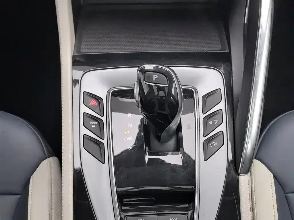 MG Pilot 2021 300TGI Automatic 2WD Trophy Premium Edition — миниатюра 13