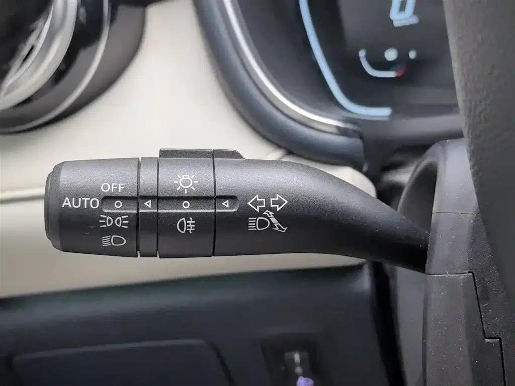 MG Pilot 2021 300TGI Automatic 2WD Trophy Premium Edition — миниатюра 21
