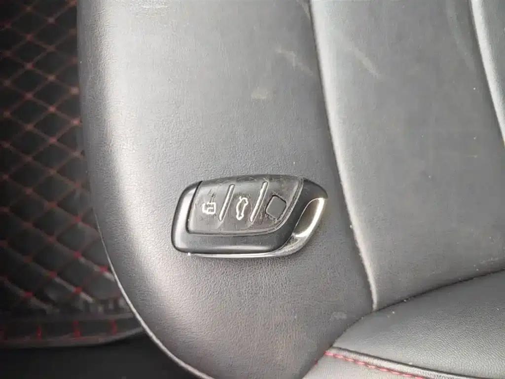 MG Pilot 2021 300TGI Automatic 2WD Trophy Premium Edition — миниатюра 9