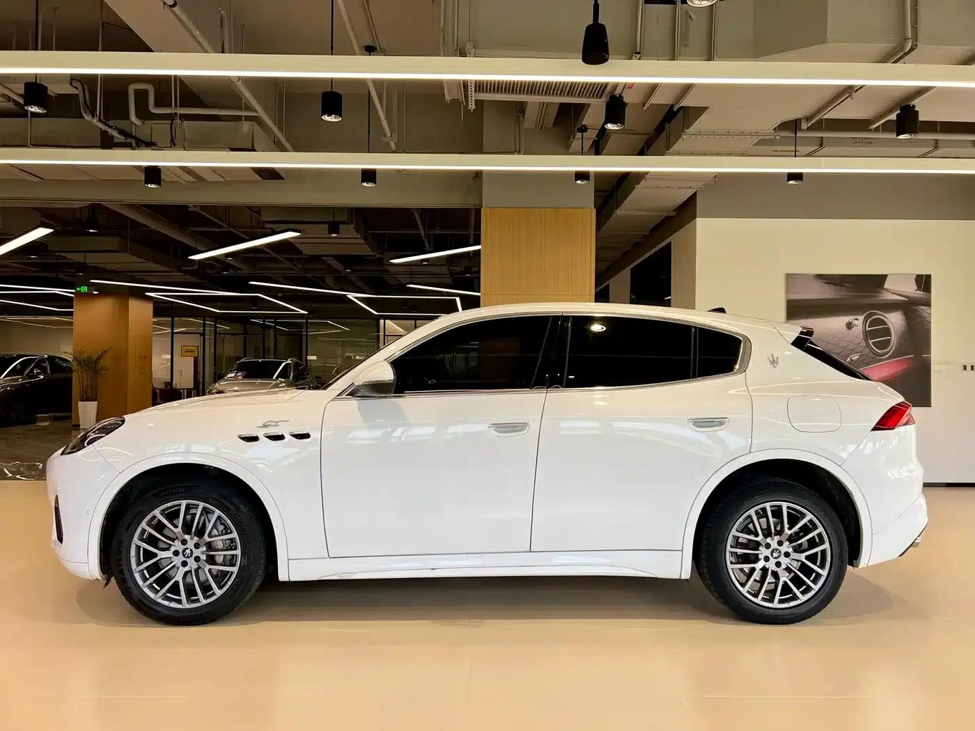 2023 Grecale 2.0T GT — миниатюра 3