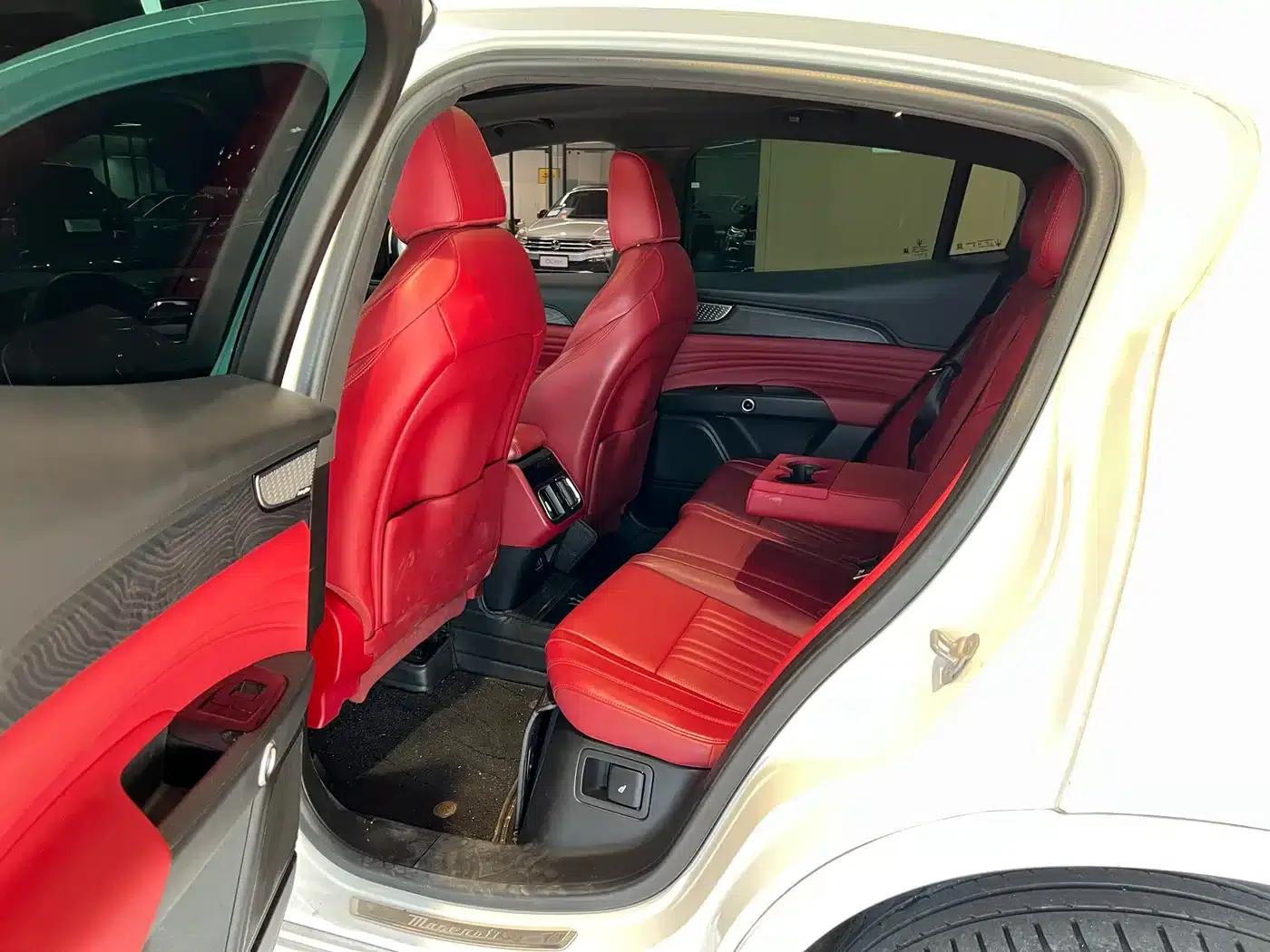 2023 Grecale 2.0T GT — миниатюра 10
