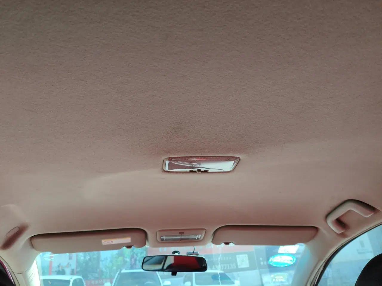 Toyota Yaris 2011 1.6E Automatic Charm Edition — миниатюра 19