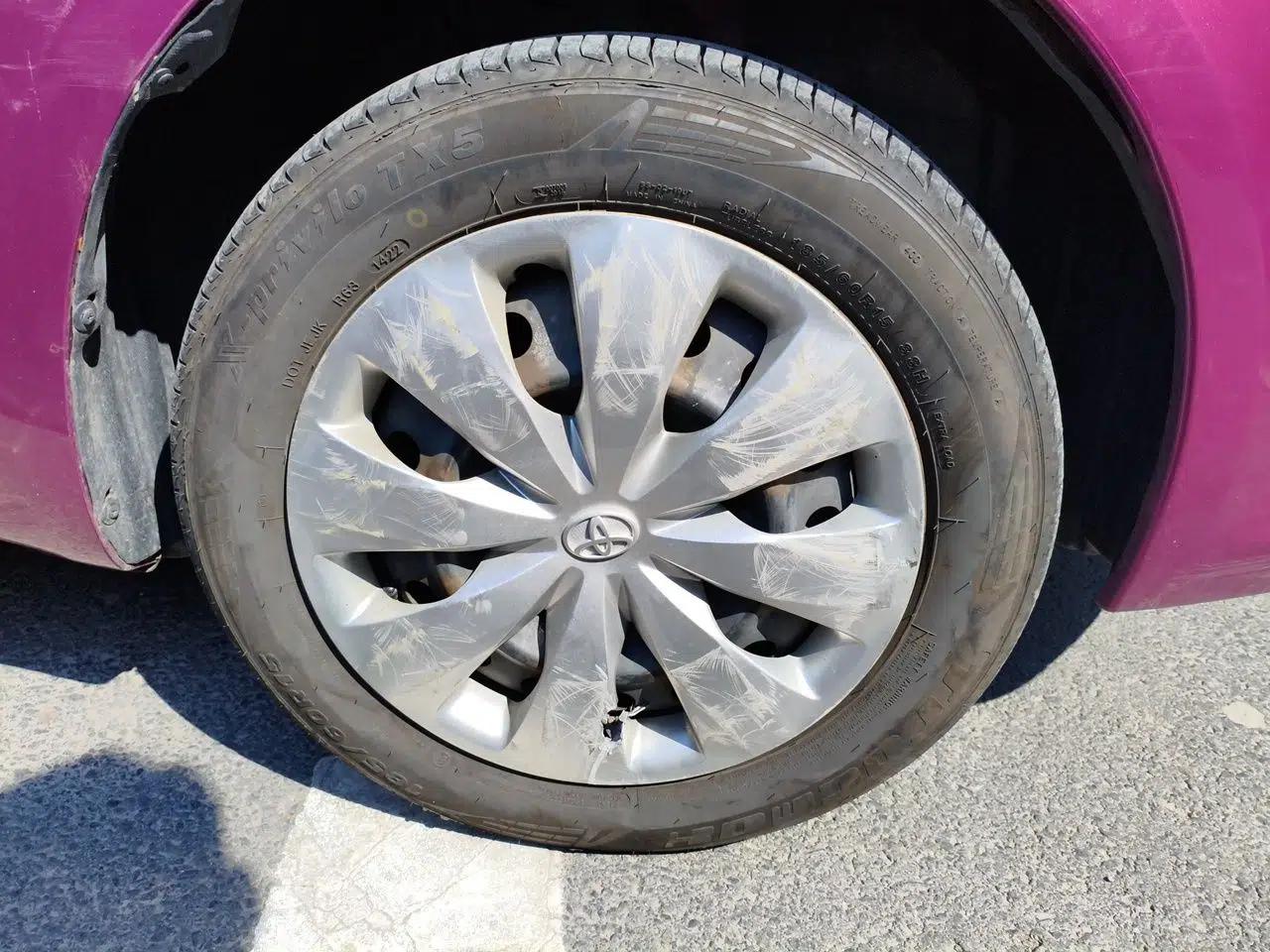 Toyota Yaris 2011 1.6E Automatic Charm Edition — миниатюра 8