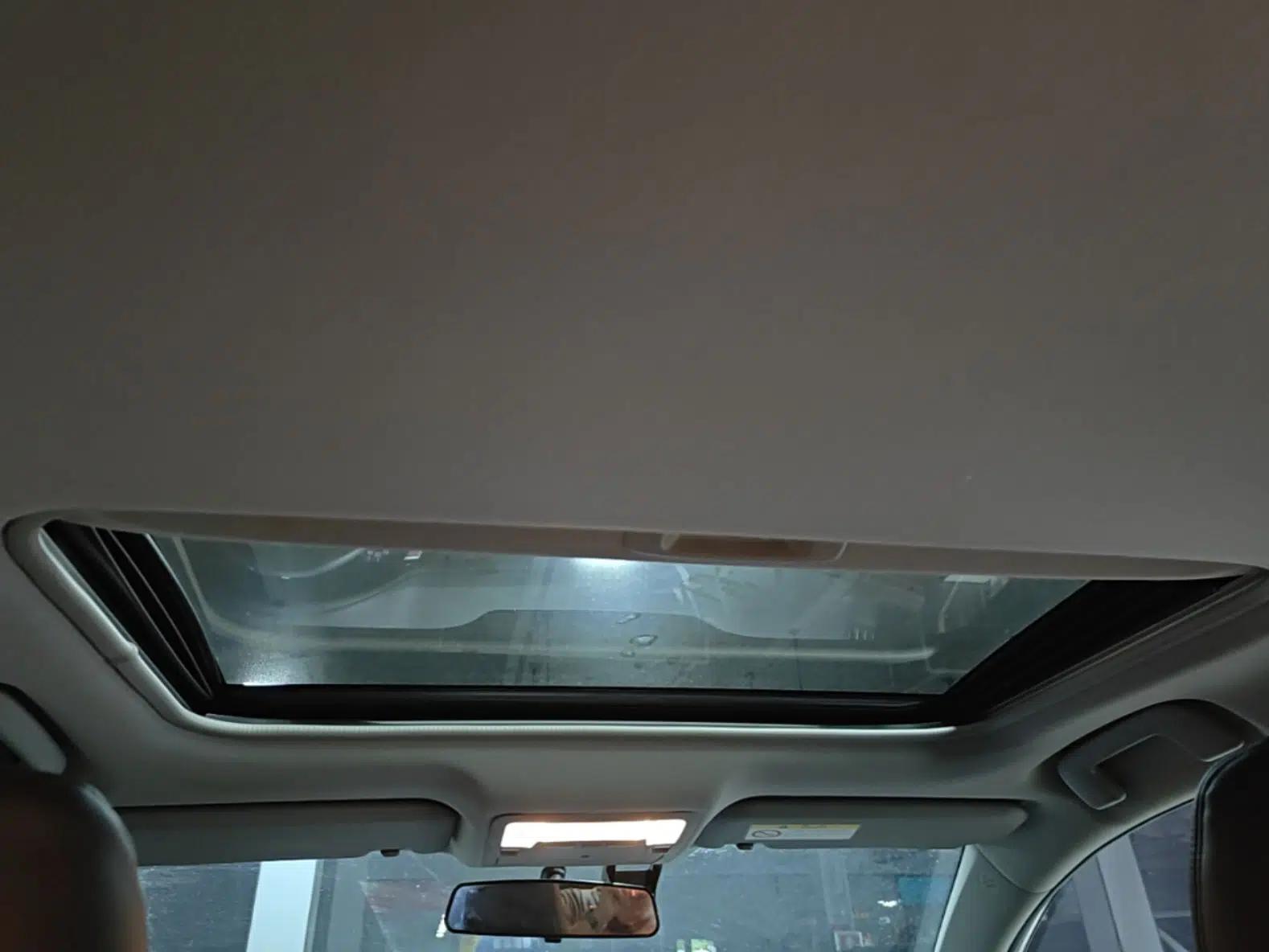 Toyota Corolla Hybrid E+ 2019 1.8L E-CVT Leading Edition — миниатюра 21