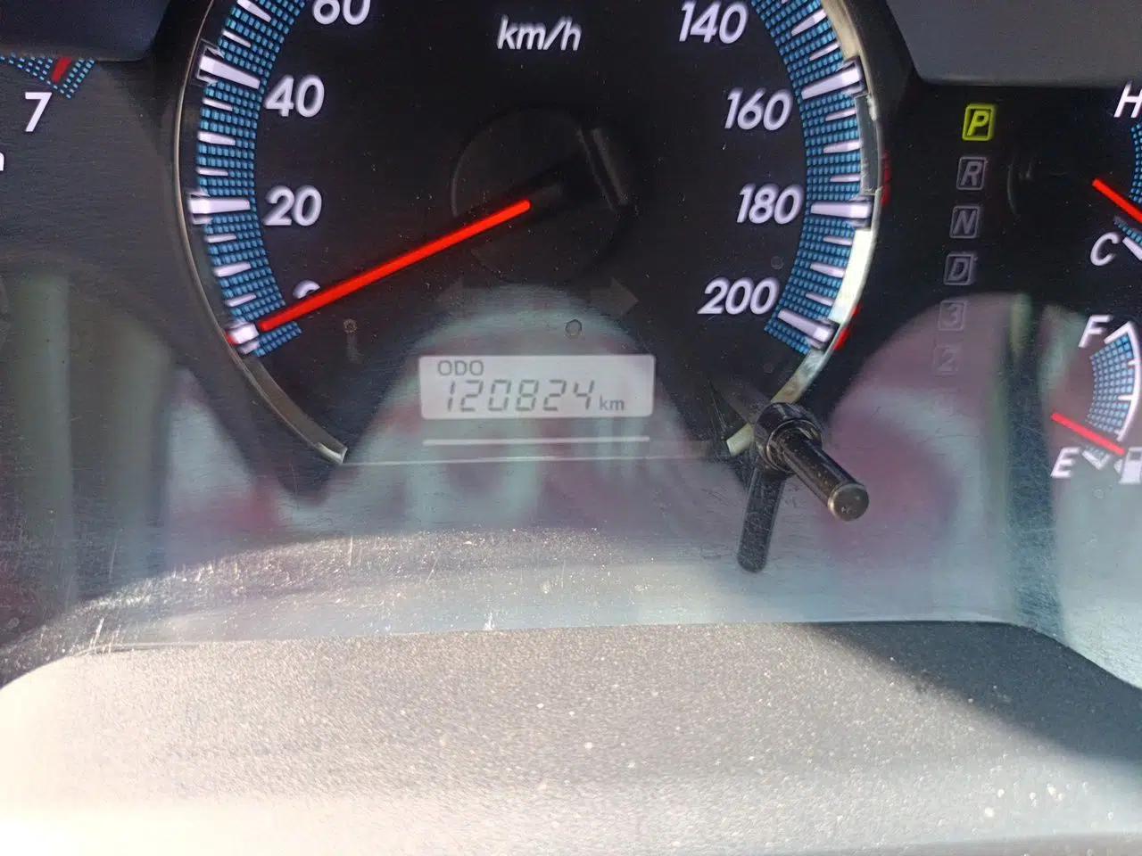 Toyota Fortuner  — миниатюра 13