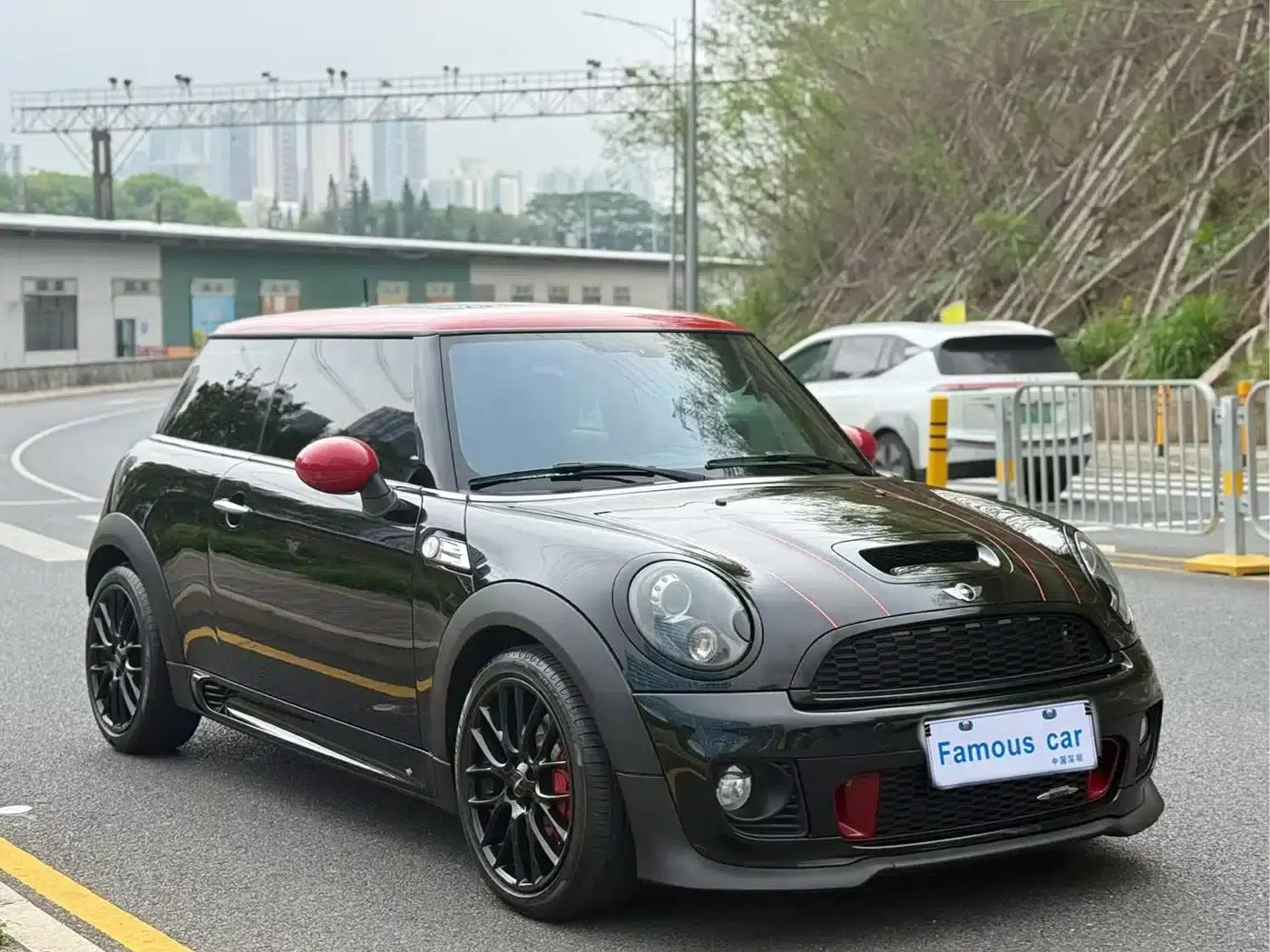 MINI JCW 2013 1.6T JOHN COOPER WORKS — миниатюра 3