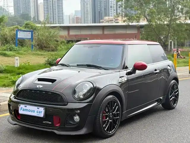 MINI JCW 2013 1.6T JOHN COOPER WORKS