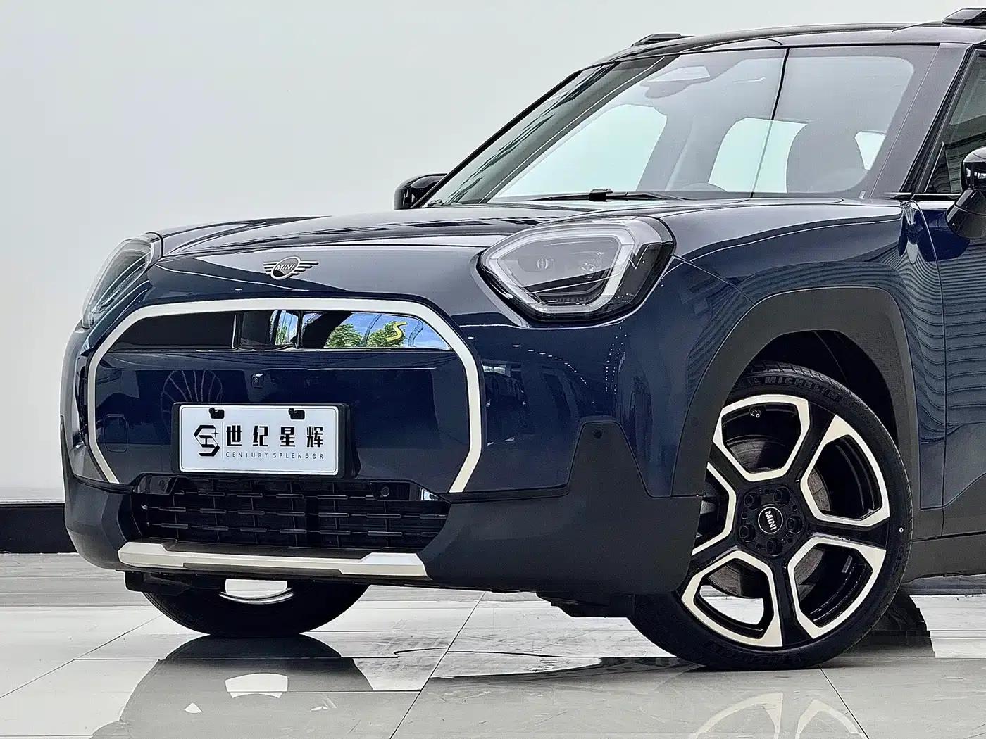 2024 Electric MINI Aceman SE Artist — миниатюра 5