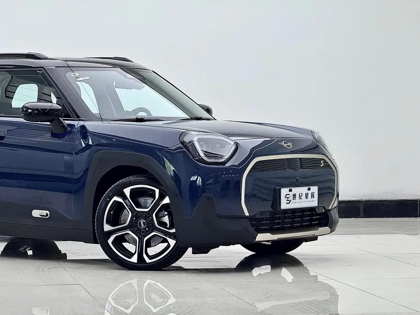 2024 Electric MINI Aceman SE Artist — миниатюра 6