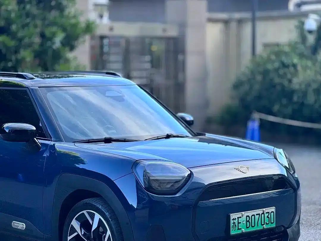 2024 Electric MINI Aceman E Classic — миниатюра 3