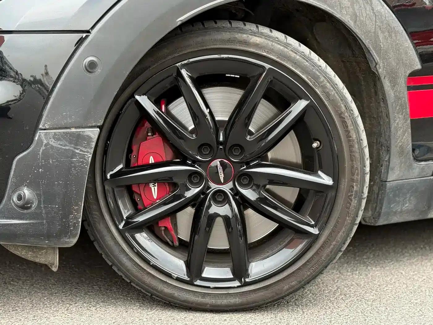 MINI JCW CLUBMAN 2022 2.0T JOHN COOPER WORKS ALL- — миниатюра 21